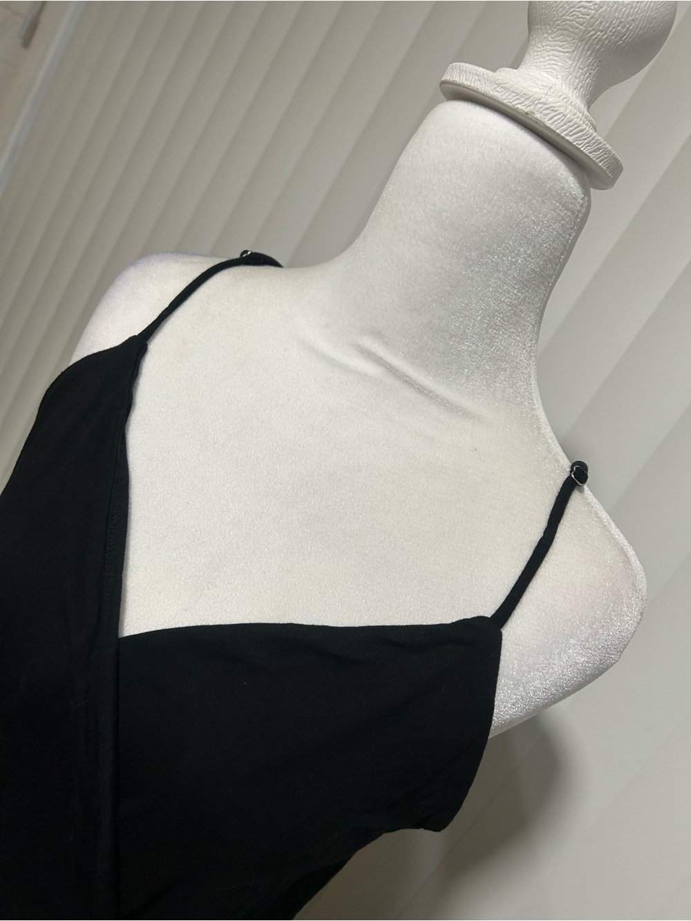 Lulu's Black V-Neck Maxi Dress with Double Front Slits - Picture 4 of 9